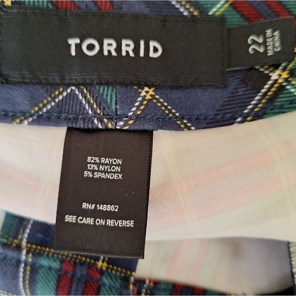 Torrid multicolor plaid trousers size 22 - Picture 3 of 7
